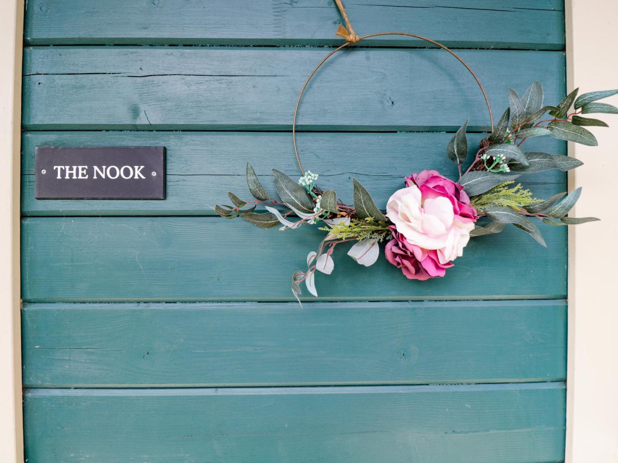 The Nook Villa Swindon Exterior foto